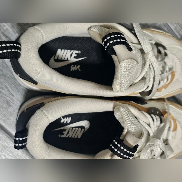 Nike Air Max 90 Futura Women's Shoes - Picture 6 of 10